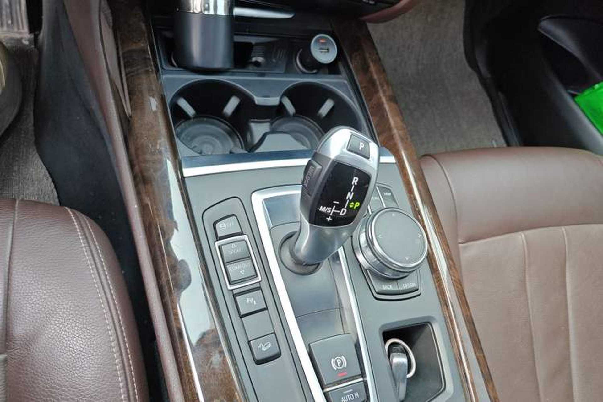 Used BMW X5 2018 xDrive28i Gear Lever