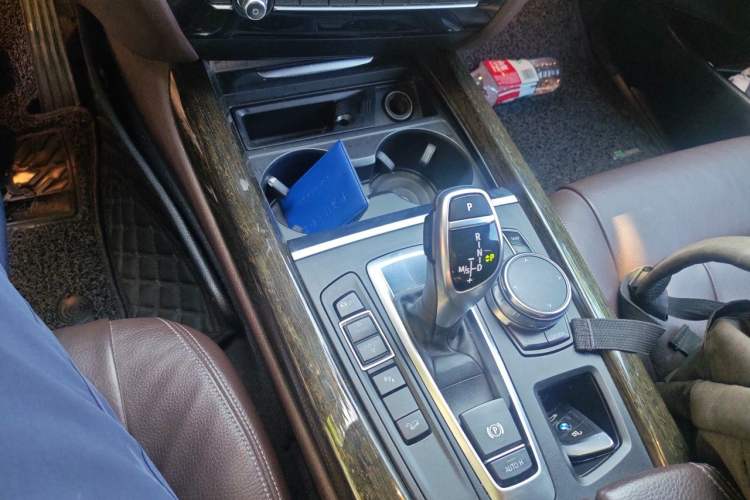 Used BMW X5 2018 xDrive35i M Sport Edition Gear Lever