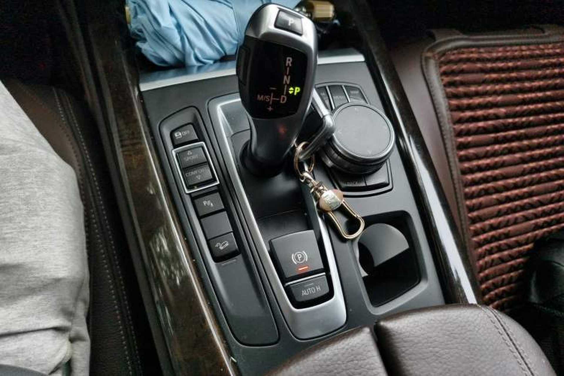 Used BMW X5 2018 xDrive28i Gear Lever