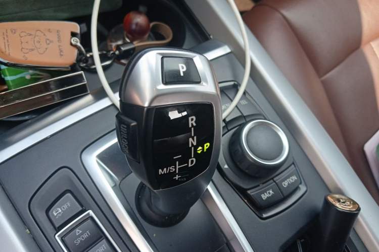 Used BMW X5 2018 xDrive35i Elegant Edition Gear Lever
