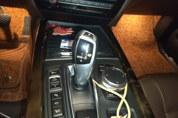 Used BMW X5 2018 xDrive28i Gear Lever