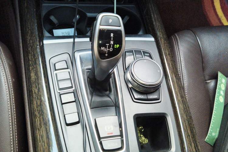Used BMW X5 2018 xDrive35i M Sport Edition Gear Lever