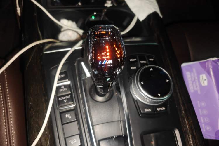 Used BMW X5 2018 xDrive35i M Sport Edition Gear Lever
