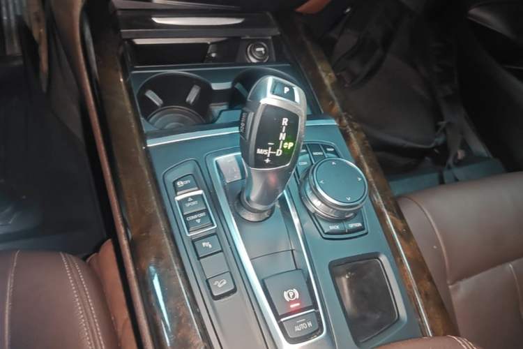 Used BMW X5 2018 xDrive28i Gear Lever