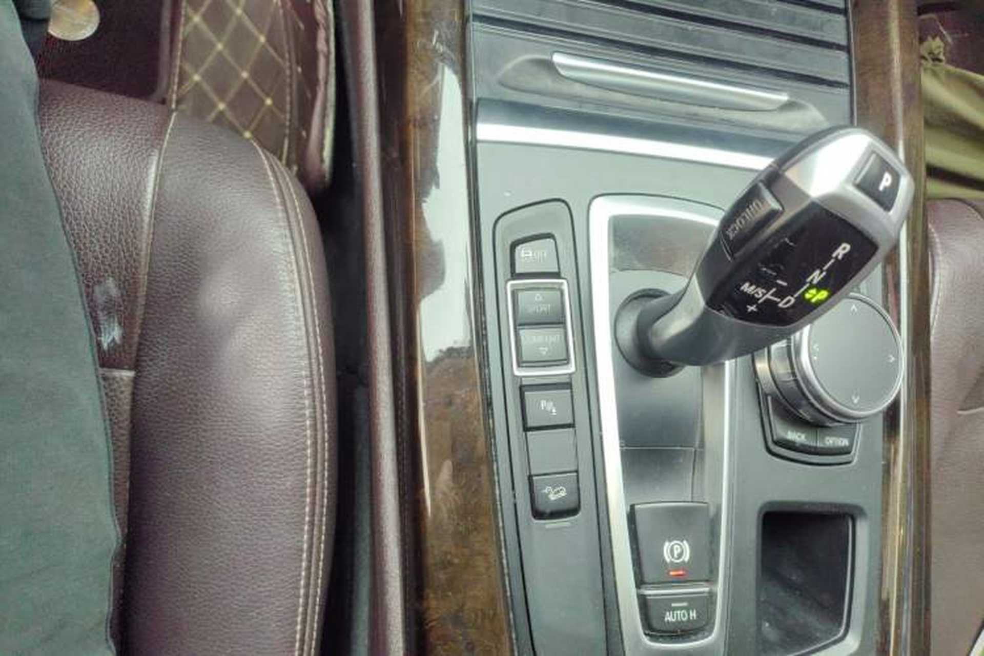Used BMW X5 2018 xDrive28i Gear Lever