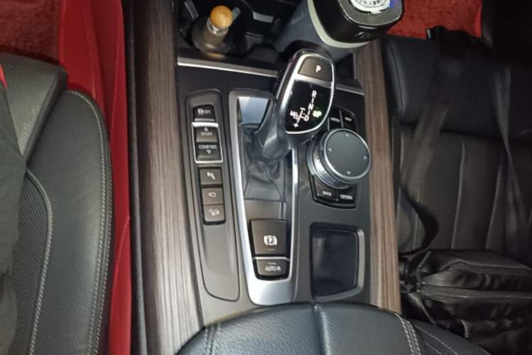 Used BMW X5 2018 xDrive35i M Sport Luxury Edition Gear Lever