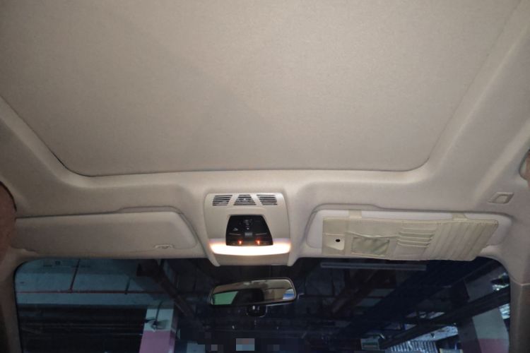 Used BMW X5 2018 xDrive28i Headliner