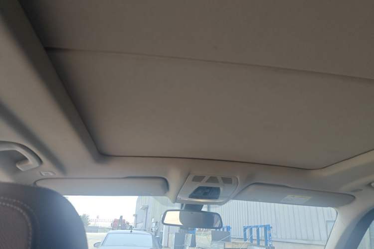 Used BMW X5 2018 xDrive28i Headliner
