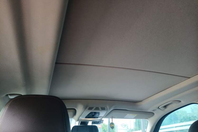 Used BMW X5 2018 xDrive28i Headliner
