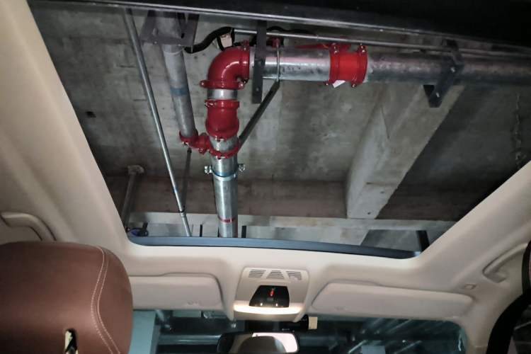 Used BMW X5  Headliner