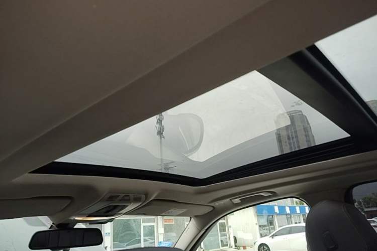 Used BMW X5 2018 xDrive28i Headliner