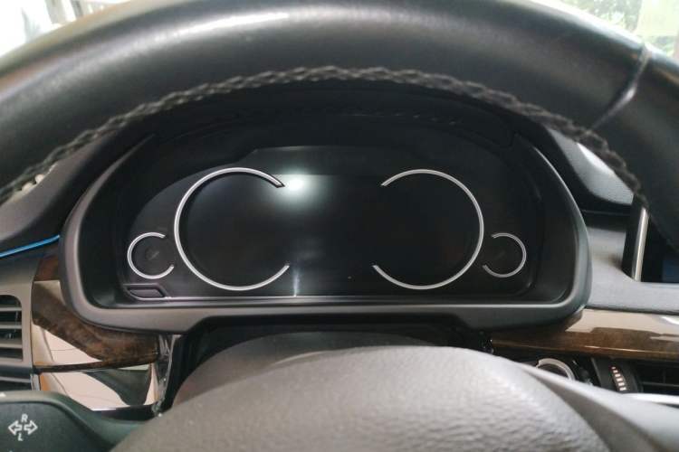 Used BMW X5 2018 xDrive28i Instrument Cluster