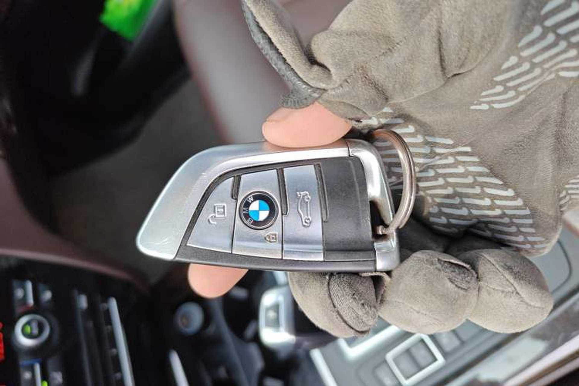 Used BMW X5 2018 xDrive28i Interior 1