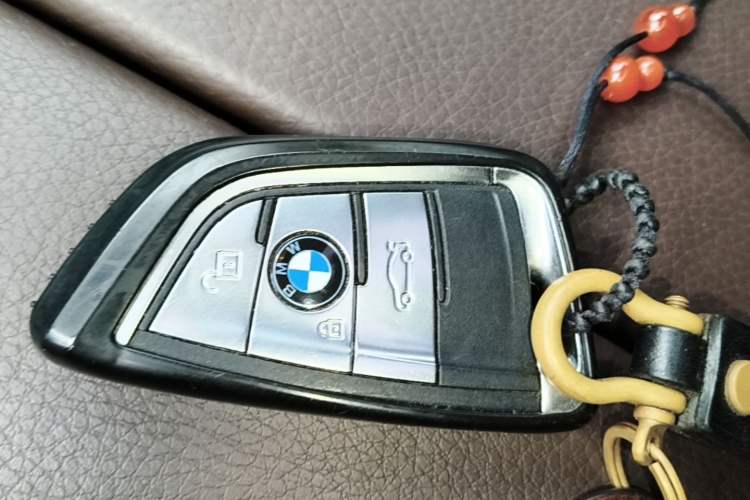 Used BMW X5 2018 xDrive35i Elegant Edition Interior 1