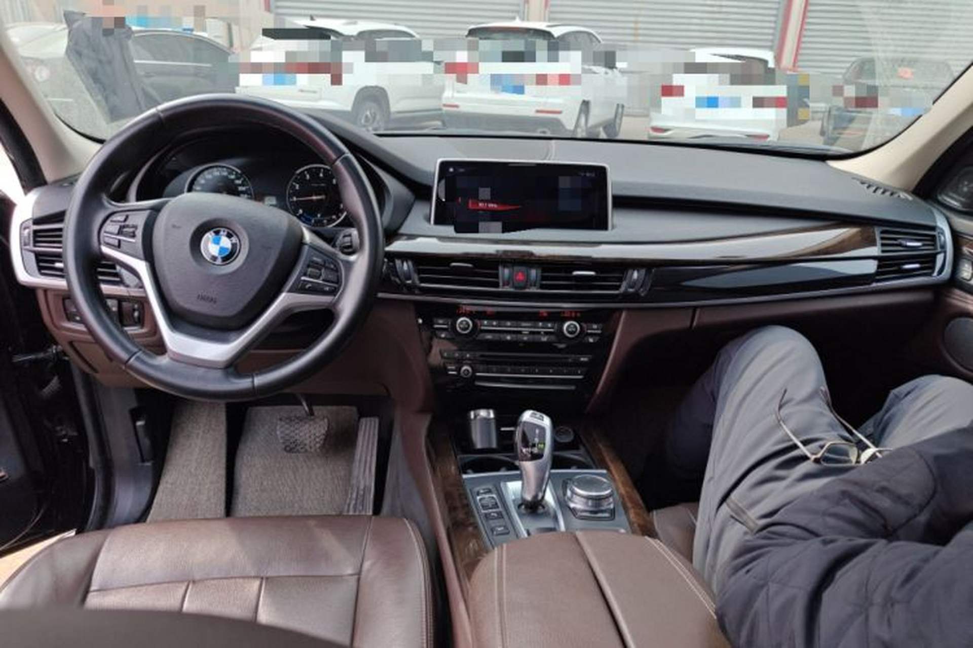 Used BMW X5 2018 xDrive28i Interior 2