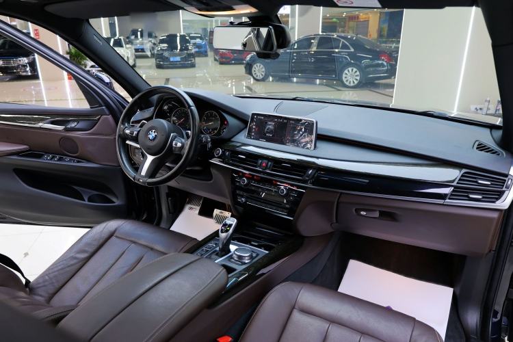Used BMW X5 2018 xDrive35i M Sport Edition Interior 4