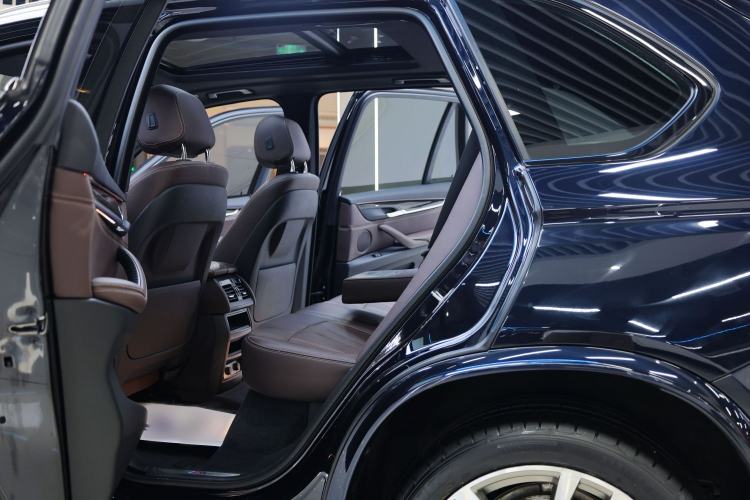 Used BMW X5 2018 xDrive35i M Sport Edition Interior 8