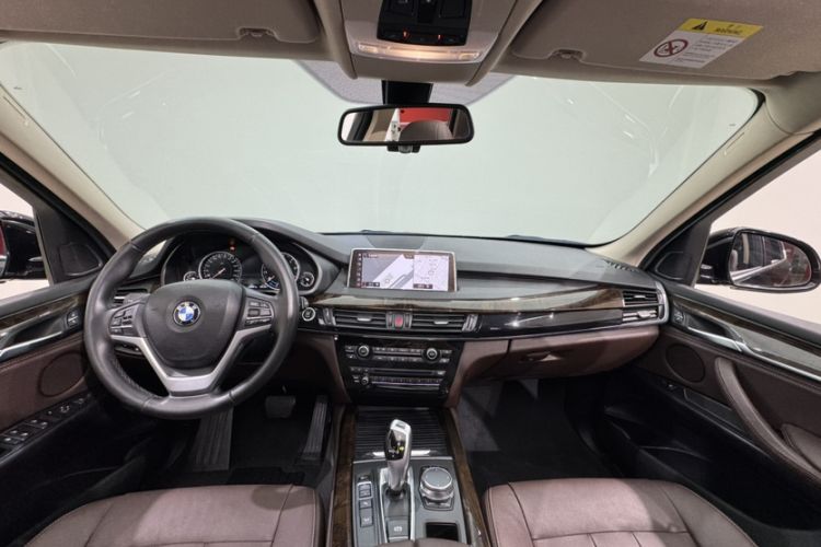 Used BMW X5 2018 xDrive35i Elegant Edition Interior 8