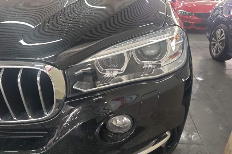 Used BMW X5 2018 xDrive28i Left Front Headlight