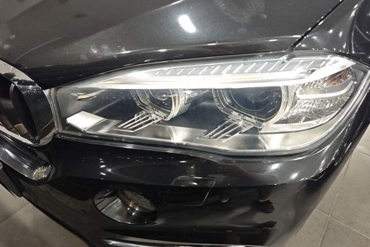 Used BMW X5 2018 xDrive28i Left Front Headlight