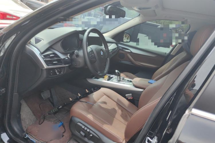 Used BMW X5  Left Front Seat