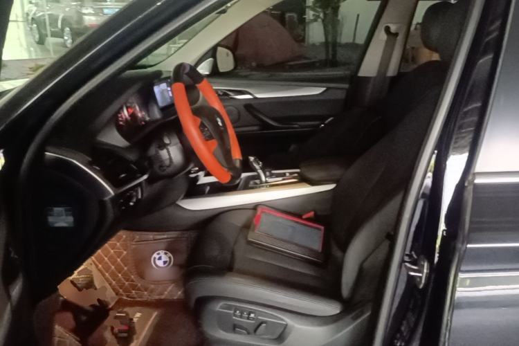 Used BMW X5 2018 xDrive28i Left Front Seat