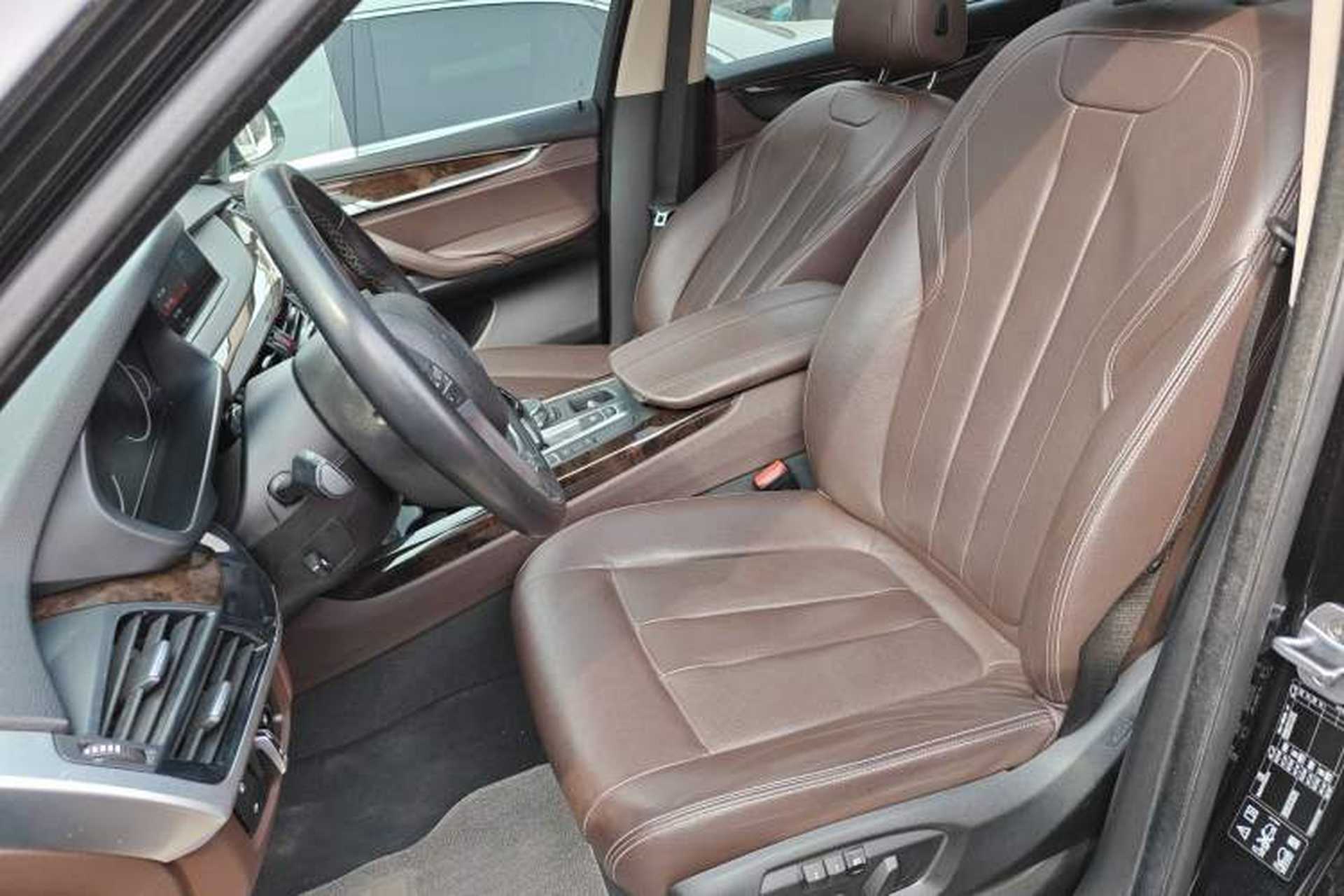 Used BMW X5 2018 xDrive28i Left Front Seat