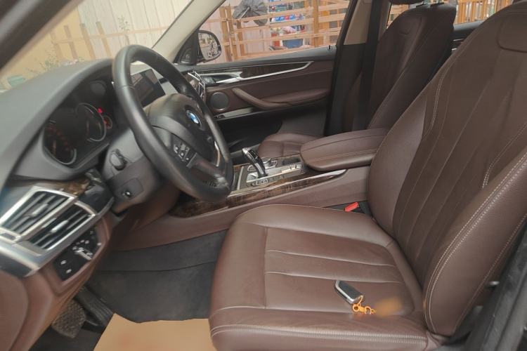 Used BMW X5 2018 xDrive28i Left Front Seat