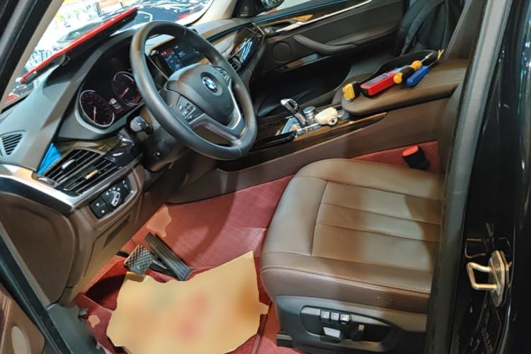 Used BMW X5 2018 xDrive28i Left Front Seat
