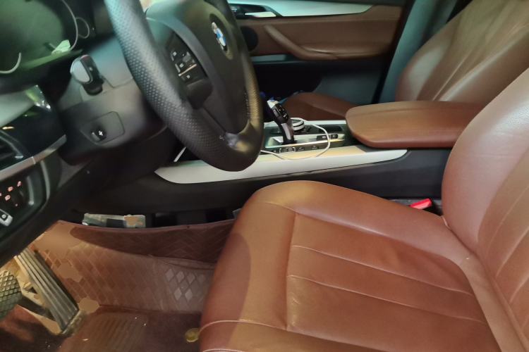 Used BMW X5  Left Front Seat