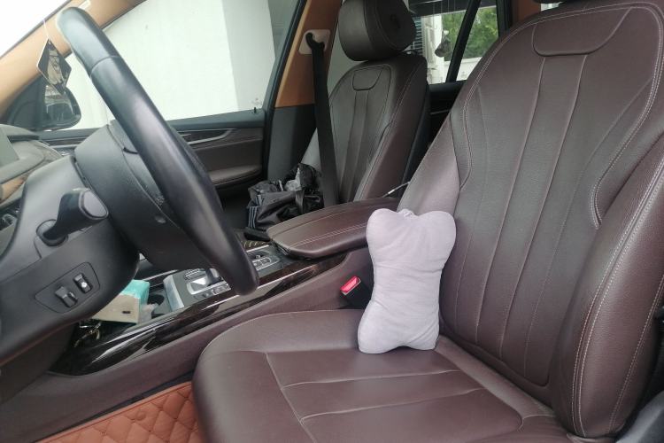 Used BMW X5 2018 xDrive28i Left Front Seat