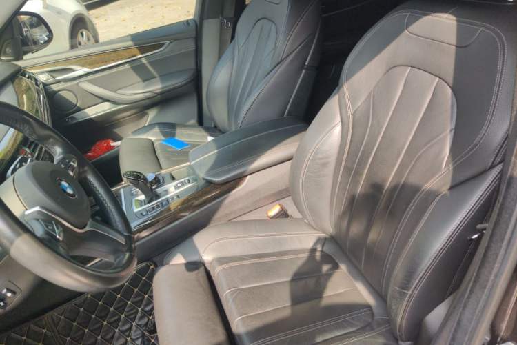 Used BMW X5  Left Front Seat