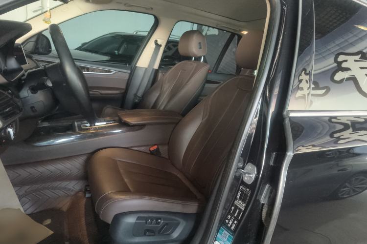 Used BMW X5 2018 xDrive28i Left Front Seat