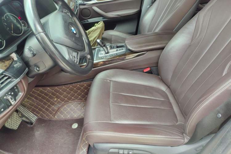 Used BMW X5 2018 xDrive28i Left Front Seat
