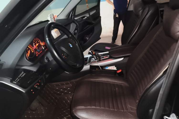 Used BMW X5  Left Front Seat