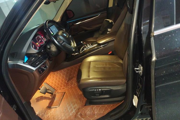 Used BMW X5 2018 xDrive28i Left Front Seat