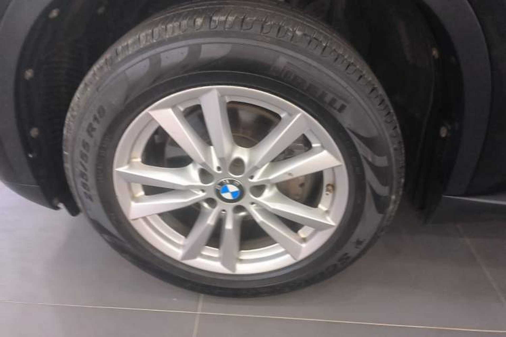 Used BMW X5 2018 xDrive35i Base Model Middle East Left Front Wheel Hub