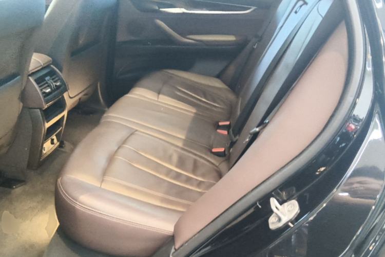 Used BMW X5 2018 xDrive28i Left Rear Seat