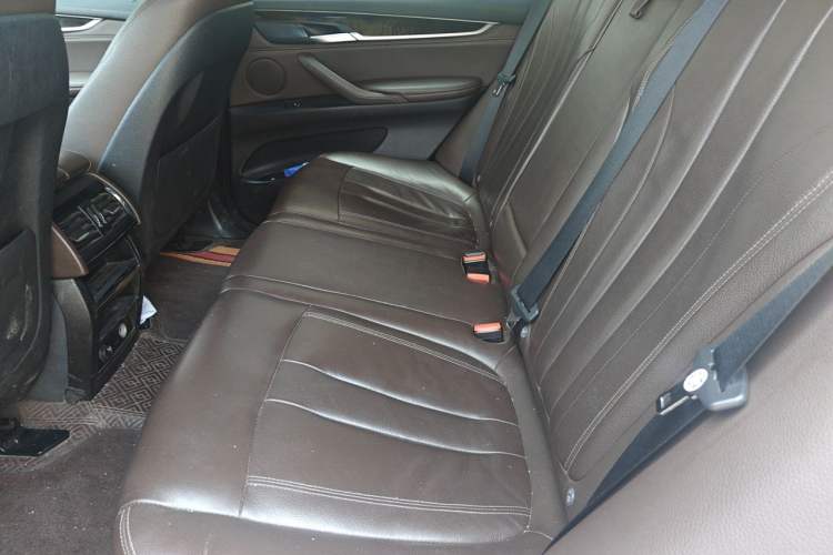 Used BMW X5 2018 xDrive28i Left Rear Seat