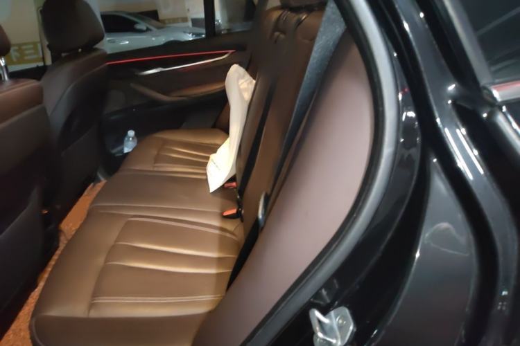 Used BMW X5 2018 xDrive28i Left Rear Seat