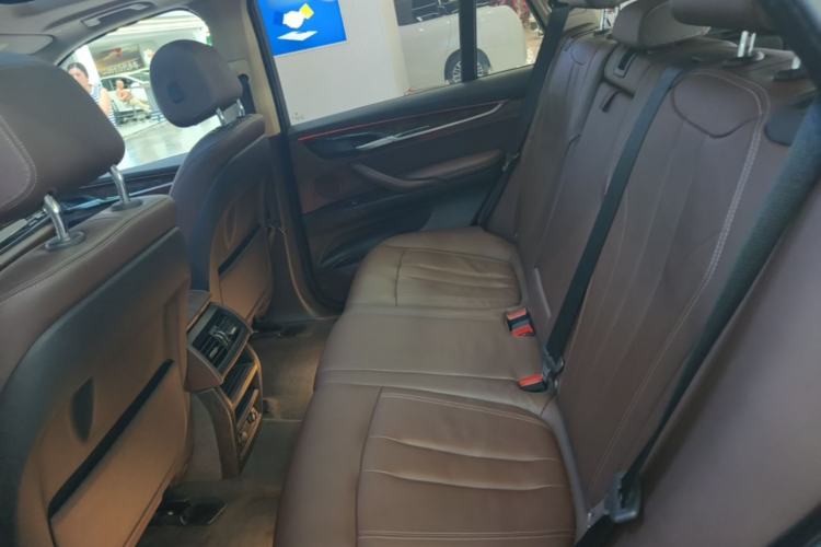 Used BMW X5 2018 xDrive35i Elegant Edition Left Rear Seat