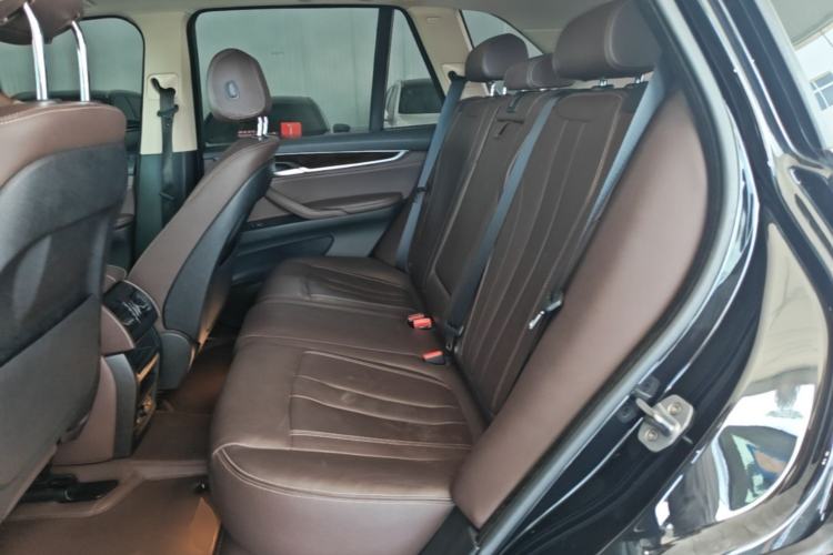 Used BMW X5 2018 xDrive28i Left Rear Seat