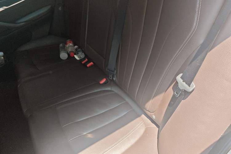 Used BMW X5 2018 xDrive28i Left Rear Seat
