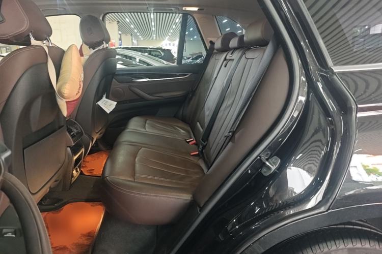 Used BMW X5 2018 xDrive28i Left Rear Seat