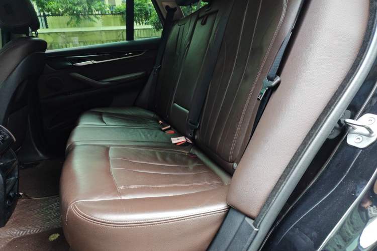 Used BMW X5 2018 xDrive28i Left Rear Seat