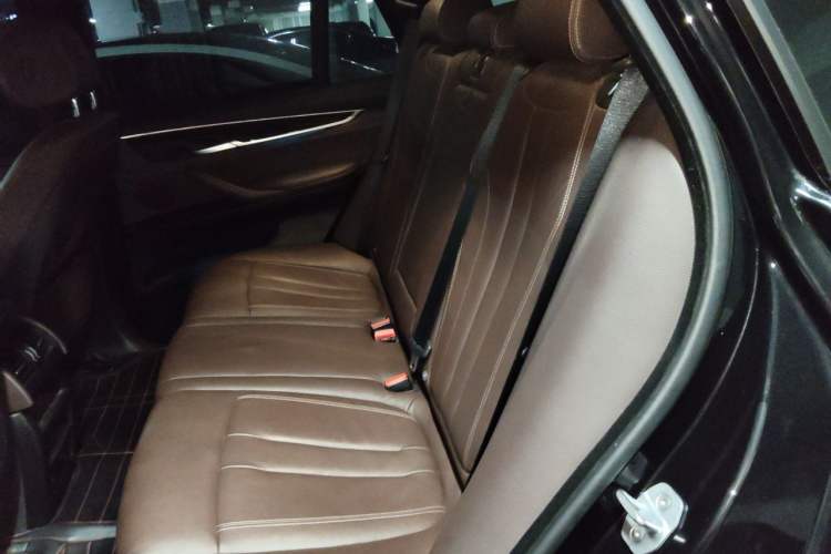 Used BMW X5 2018 xDrive35i M Sport Edition Left Rear Seat