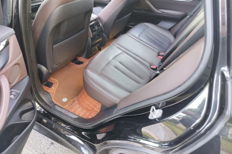 Used BMW X5 2018 xDrive35i M Sport Edition Left Rear Seat