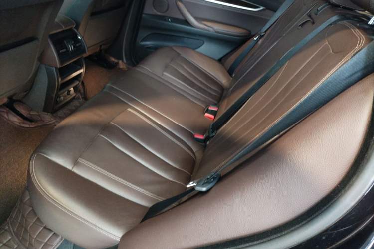 Used BMW X5 2018 xDrive28i Left Rear Seat
