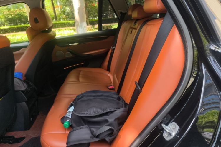 Used BMW X5  Left Rear Seat