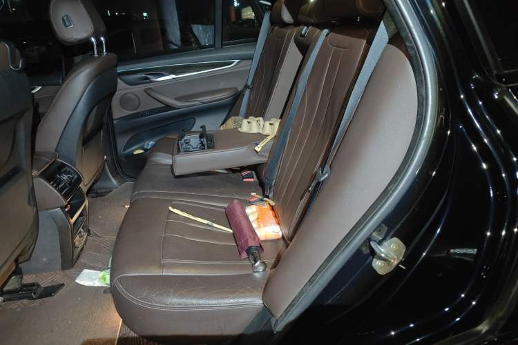 Used BMW X5 2018 xDrive35i M Sport Edition Left Rear Seat